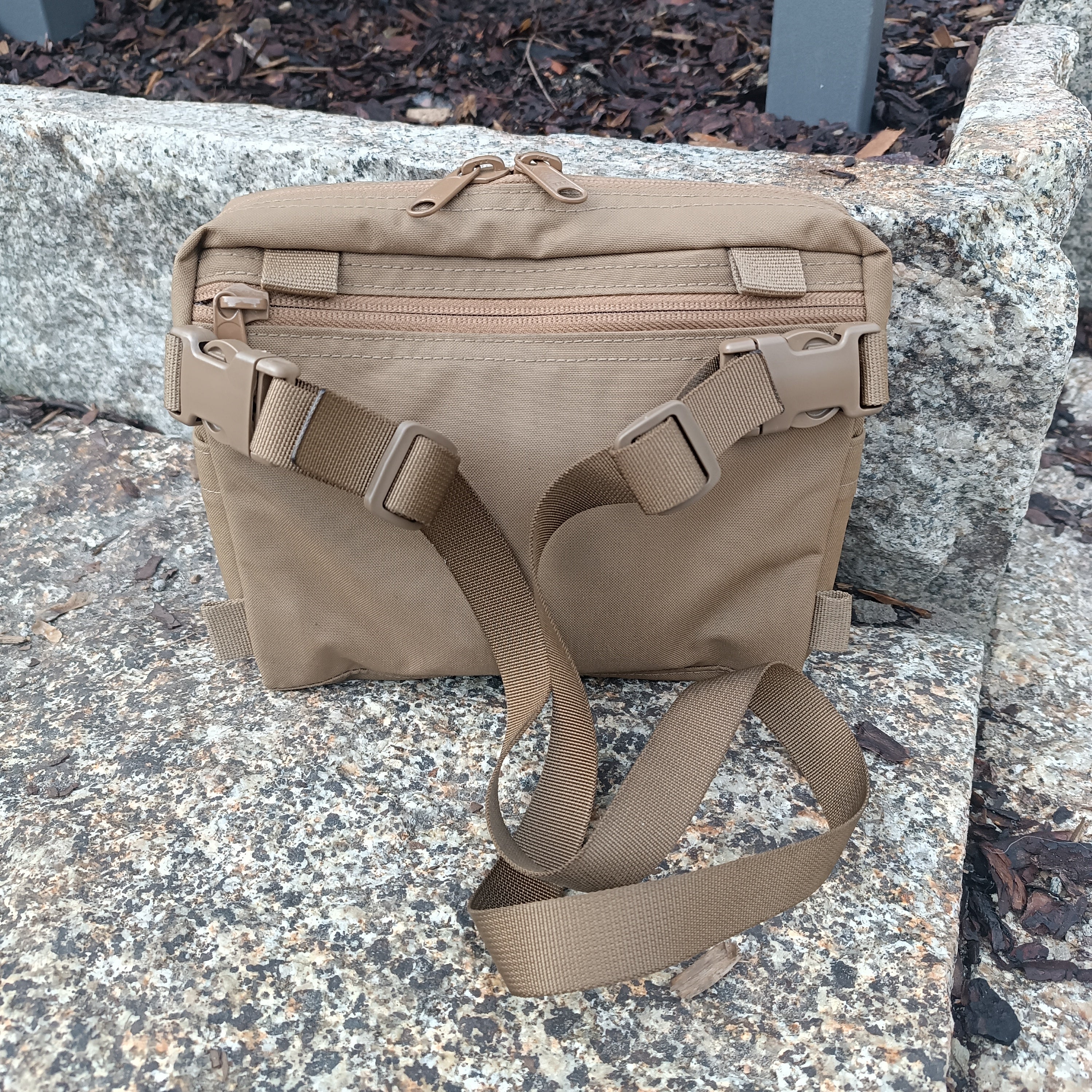 TYRAS Fanny Pack